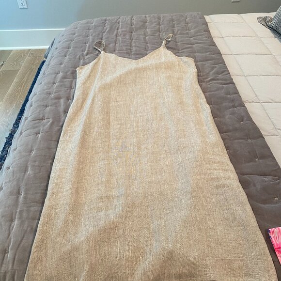 NWT Crown Linen  Spaghetti Strap Midii linen dress size Large - Picture 1 of 5